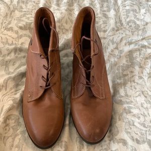 Taos. Leather lace up booties. Absolutely gorgeous condition.
